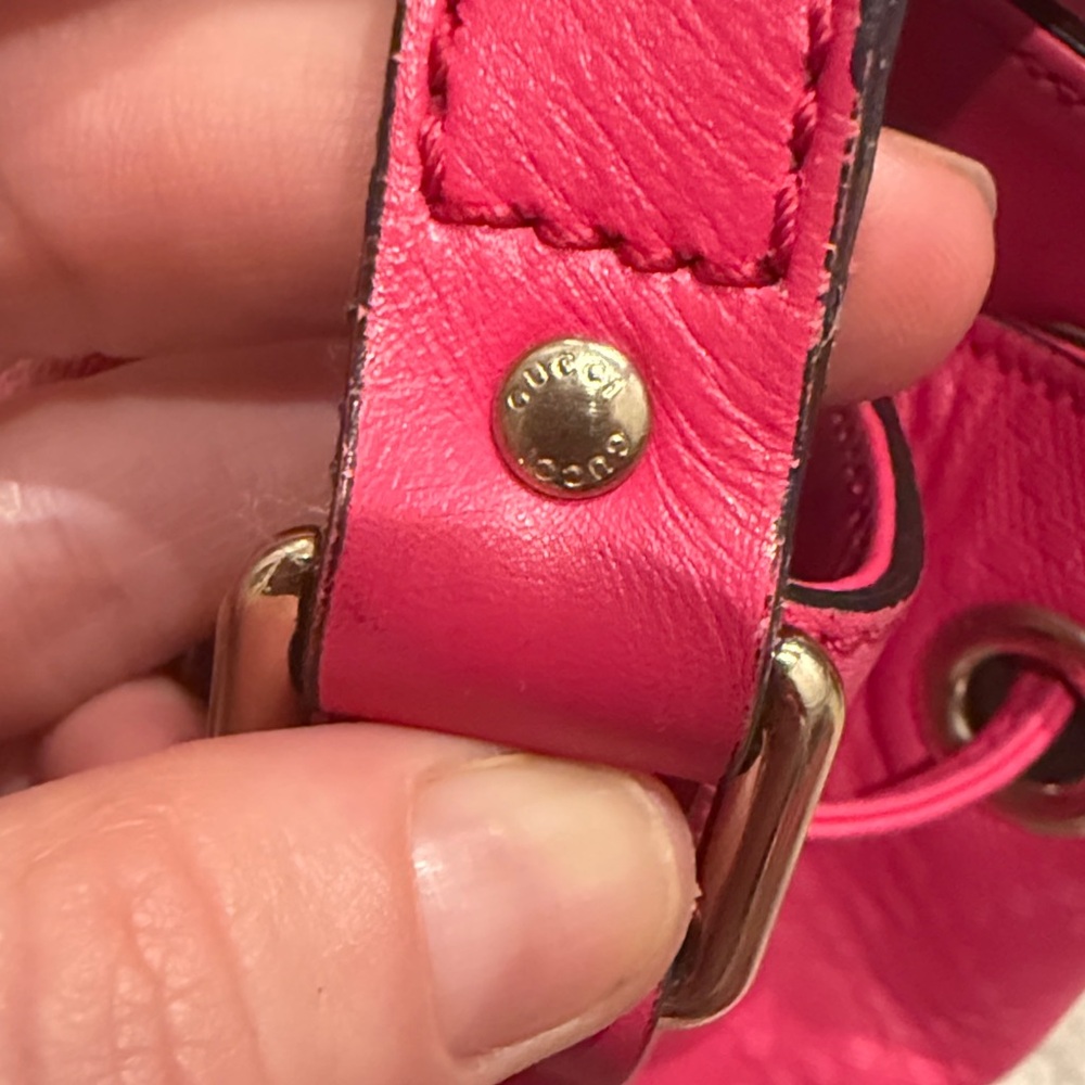 Gucci  Drawstring Bucket Bag - Picture 8 of 9